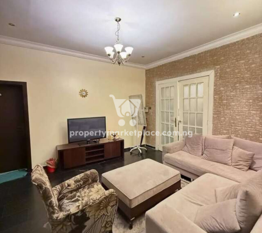 Spacious 3 bedroom with a room boys quarters