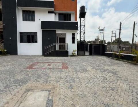 Nicely finished 4 bedroom terrace duplex with a room Bq