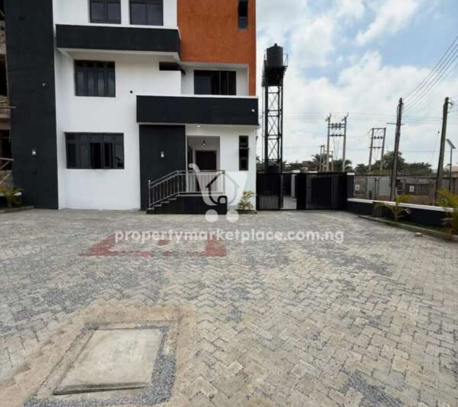 Nicely finished 4 bedroom terrace duplex with a room Bq