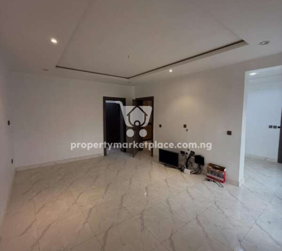 Nicely finished 4 bedroom terrace duplex with a room Bq