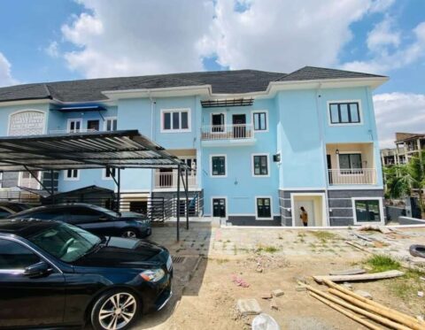 Massive 4 bedroom terrace duplex with Bq (corner unit)