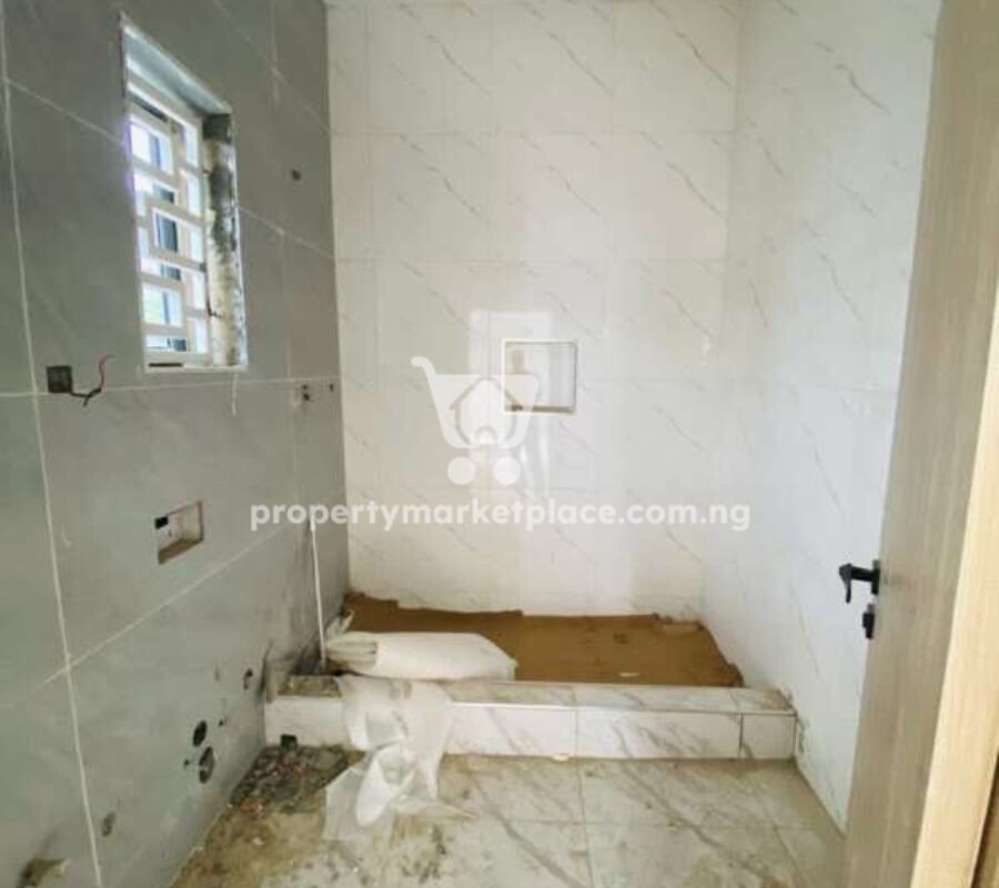 Smart 6 bedroom detached duplex with elevator, swimming pool