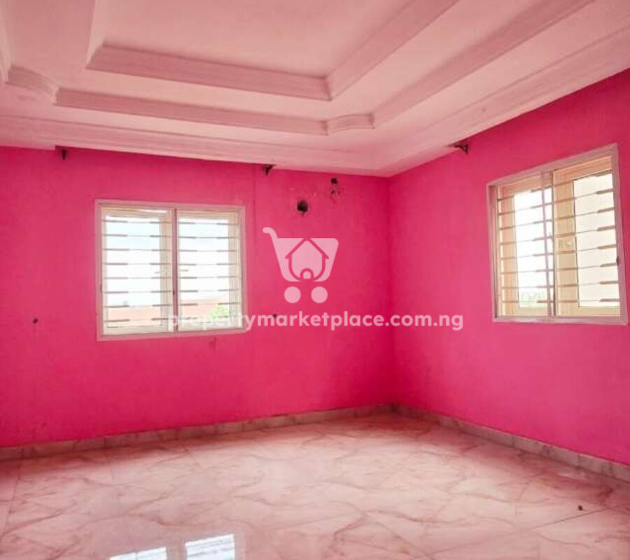 Nicely finished 4 bedroom terrace duplex with a room Bq