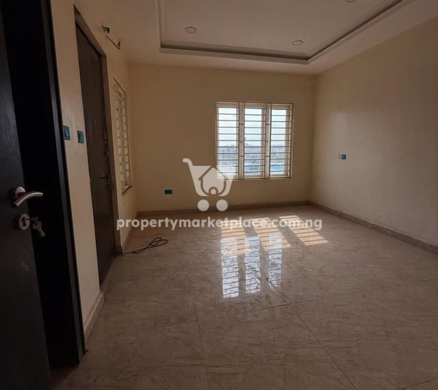 Newly built 4 bedroom terrace duplex with Bq (corner unit)