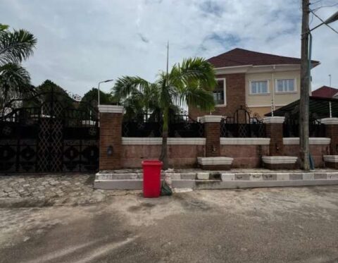 Solidly built 6 bedroom detached duplex with Bq in a secured estate