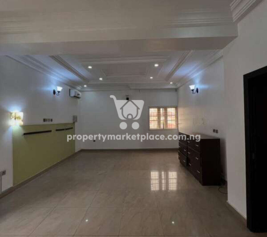 Solidly built 6 bedroom detached duplex with Bq in a secured estate