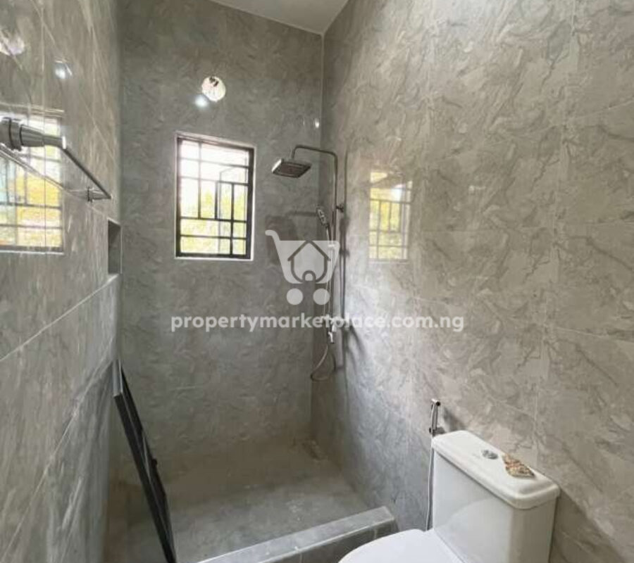Superbly finished 7 bedroom detached duplex with smart home features