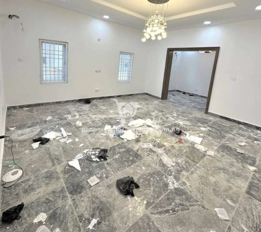 Solidly built 5 bedroom detached duplex with a room Bq