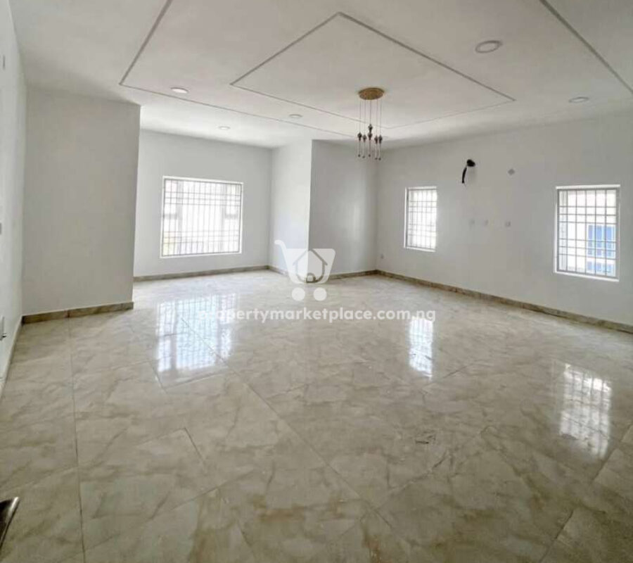 Solidly built 5 bedroom detached duplex with a room Bq