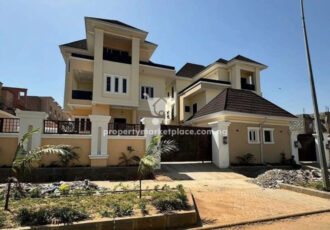 Luxury 7 bedroom detached duplex with swimming pool and elevator