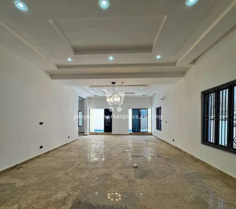 Luxury 7 bedroom detached duplex with swimming pool and elevator