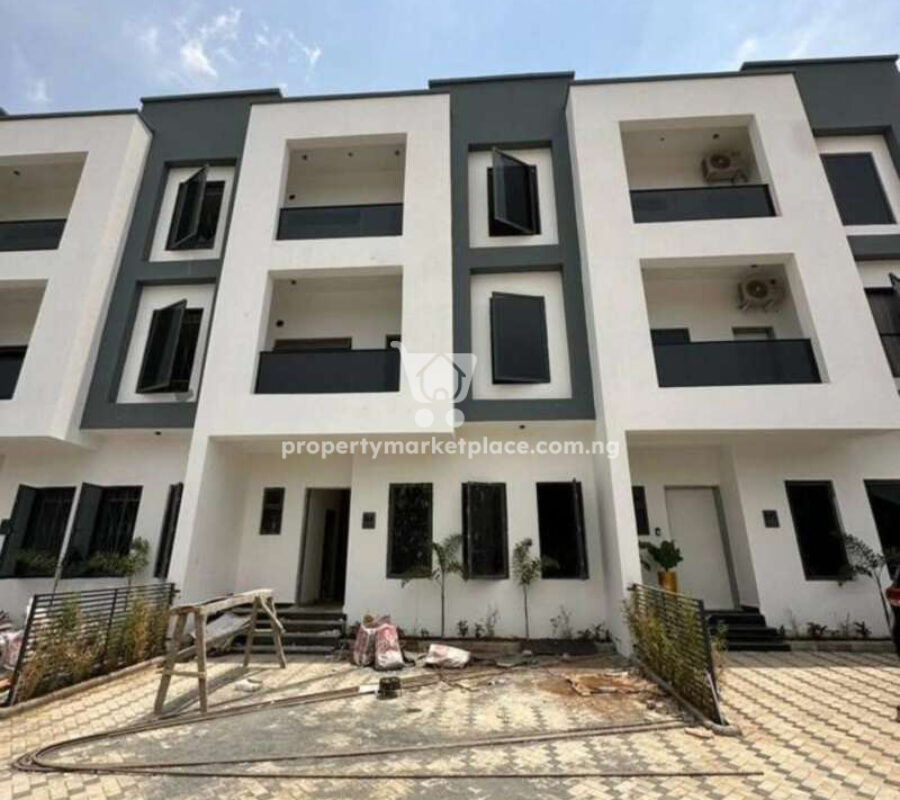 Nicely finished 4 bedroom terrace duplex with a room Bq