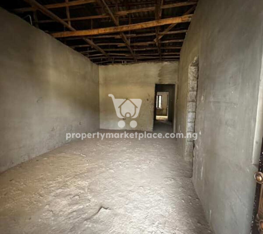 4 bedroom terrace duplex with a room Bq – shell level