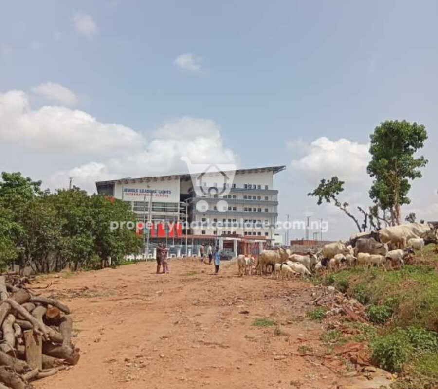 Lifecamp 1239sqm Private residential land