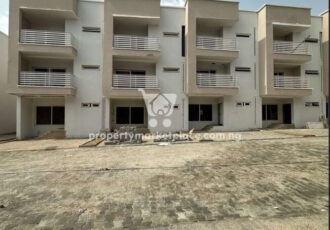 Luxury 4 bedroom terrace duplex serviced with swimming pool