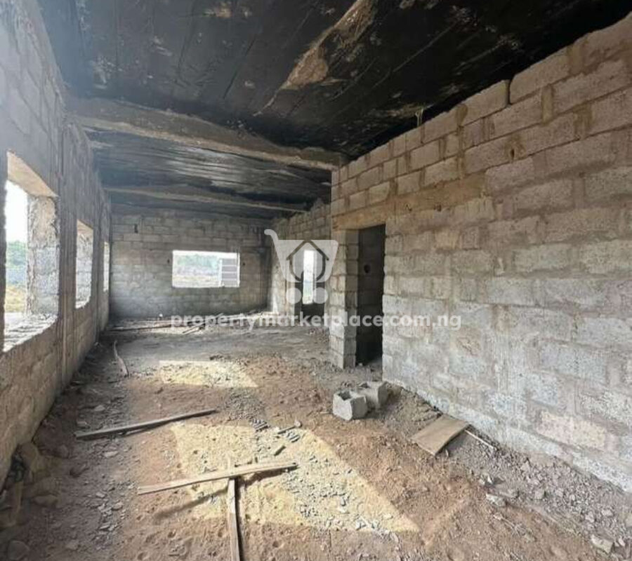 Spacious 4 bedroom detached duplex with Bq (shell finished)