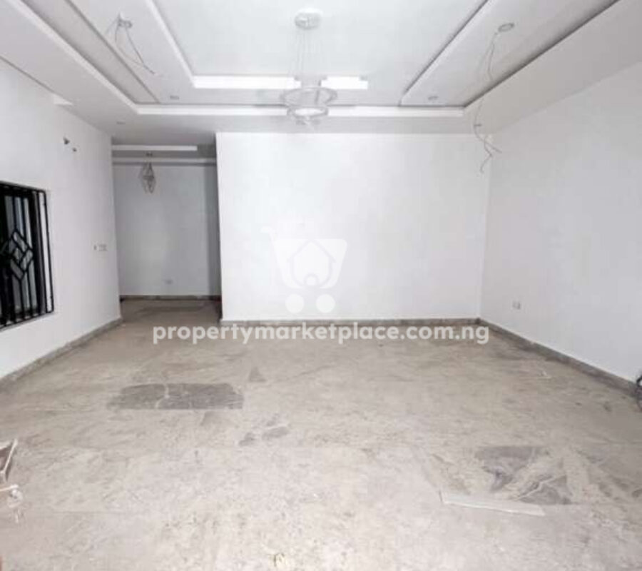 Automated 5 bedroom terrace duplex with a room Bq