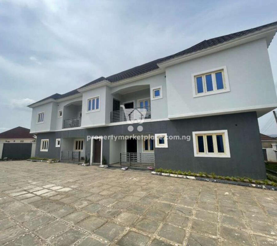 Tastefully finished 2 bedroom flat in a nice area