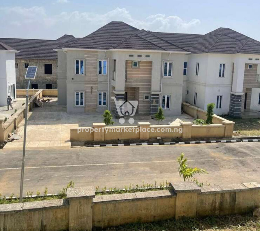 Spacious 4 bedroom detached duplex with Bq (shell finished)