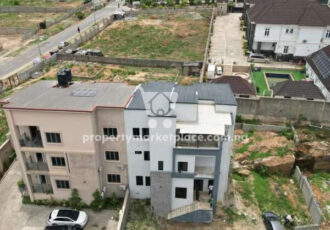 Massive 6 bedrooms semi-detached duplex with a room Bq