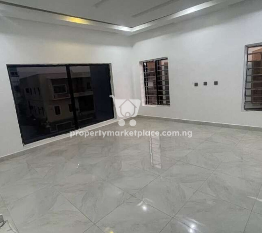 Tastefully finished 4 bedroom detached duplex with Bq