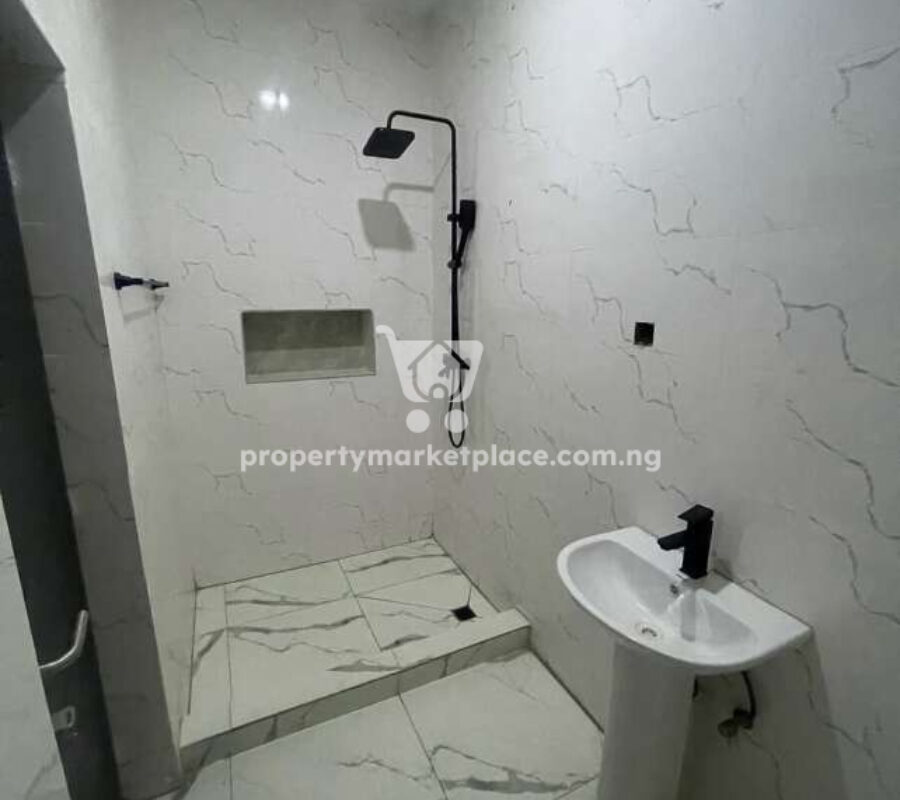 Tastefully finished 4 bedroom detached duplex with Bq