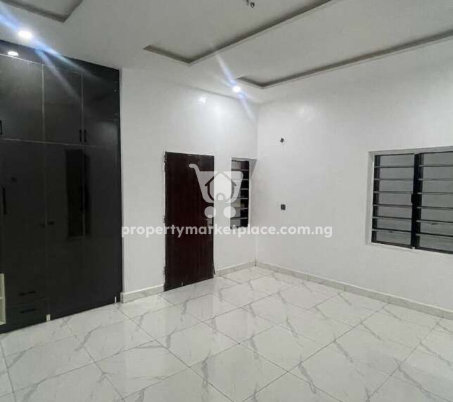 Tastefully finished 4 bedroom detached duplex with Bq