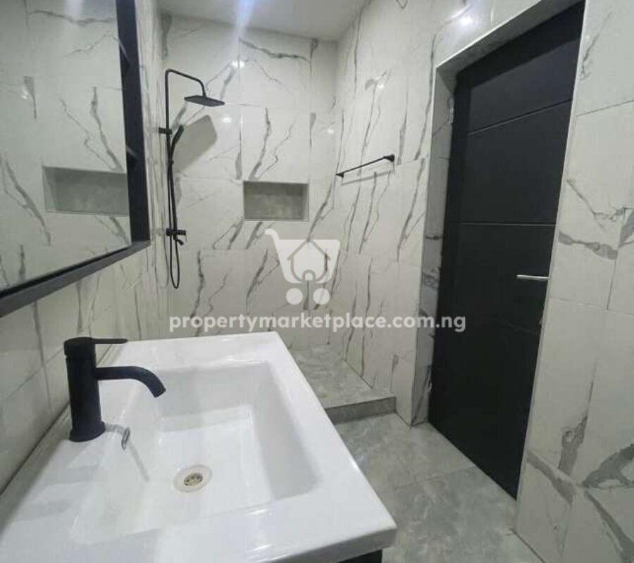 Tastefully finished 4 bedroom detached duplex with Bq