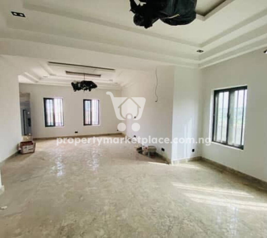 Spacious 4 bedroom semi-detached duplex a with private compound
