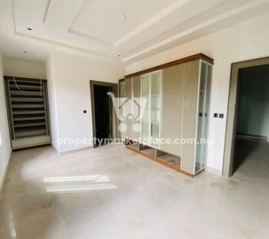Spacious 4 bedroom semi-detached duplex a with private compound