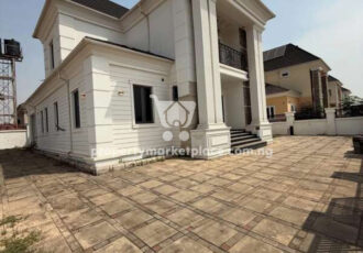 Superbly finished 4 bedroom detached duplex with a room boys quarters