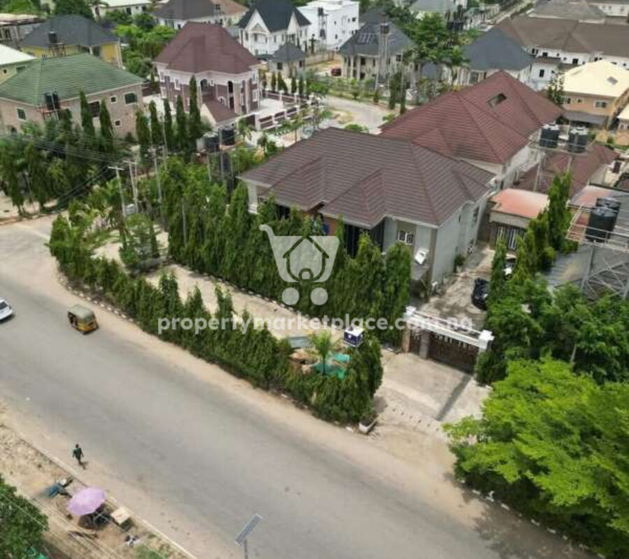 Functional 20 rooms hotel in a nice, serene and secured area