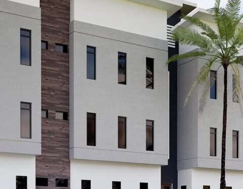 Spacious 2 bedroom apartment in an accessible area with tarred roads