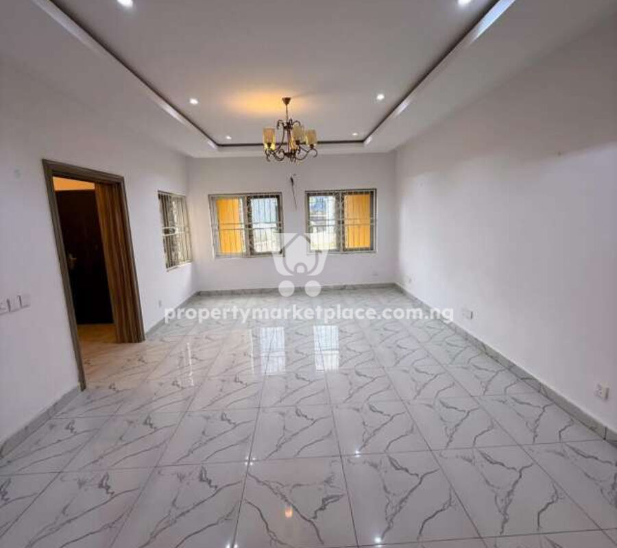 Luxury 4 bedroom terrace duplex with Bq (corner unit)