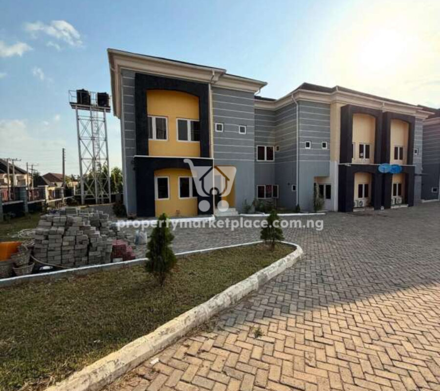 Luxury 4 bedroom terrace duplex with Bq (corner unit)
