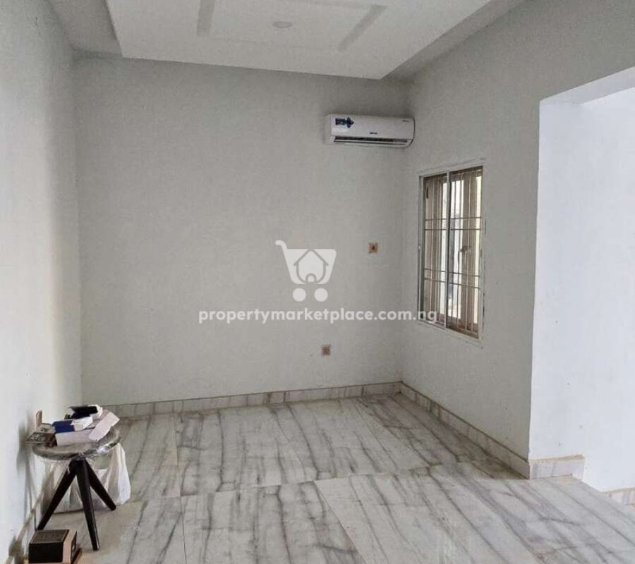 Superb 5 bedroom terrace duplex with a private compound