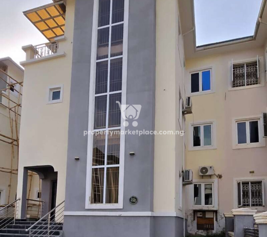 Superb 5 bedroom terrace duplex with a private compound