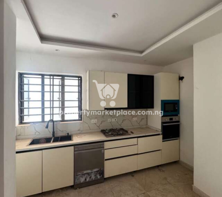 Elegant 4 bedroom terrace duplex serviced with swimming pool