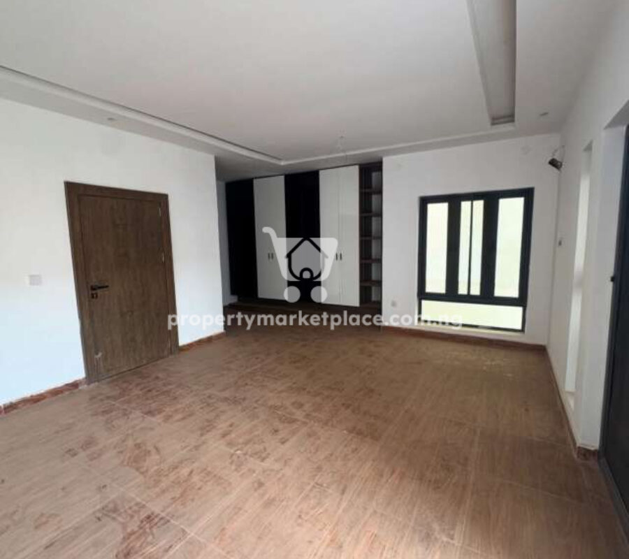 Elegant 4 bedroom terrace duplex serviced with swimming pool