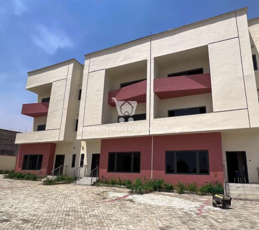 Superbly finished 4 bedroom terrace duplex with a room Bq