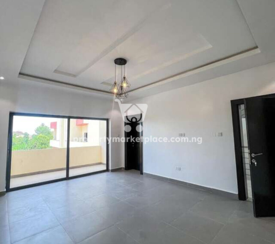 Superbly finished 4 bedroom terrace duplex with a room Bq