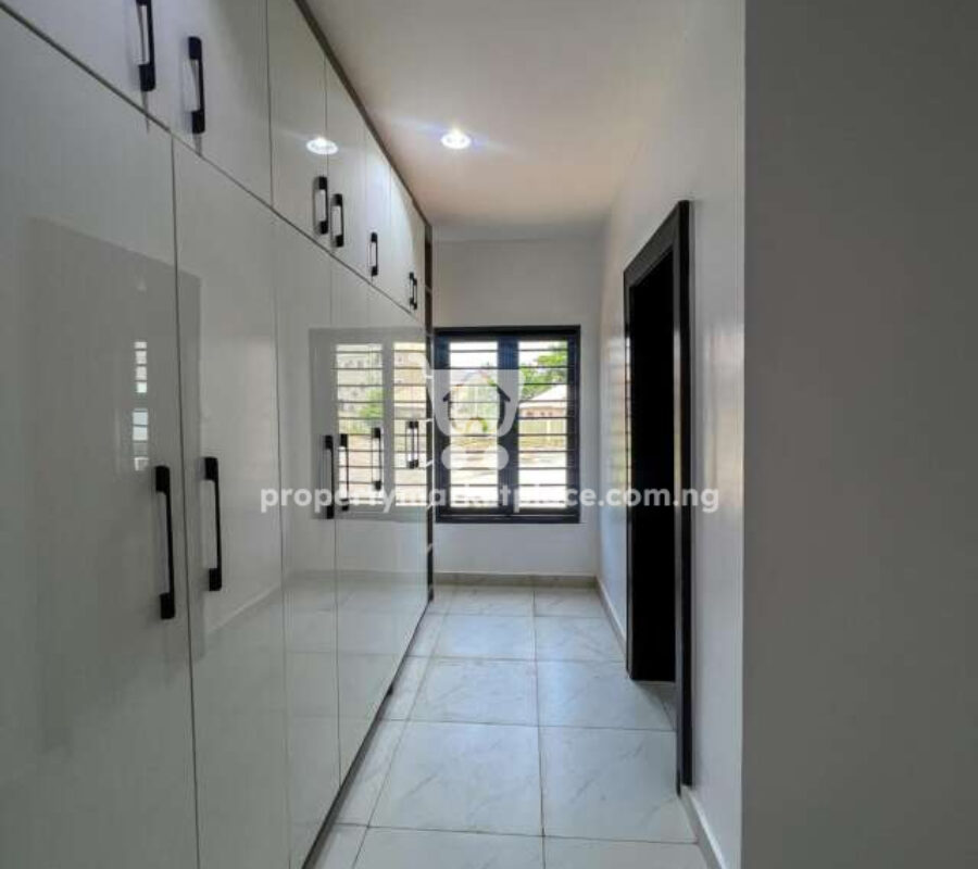 Superbly finished 4 bedroom terrace duplex with a room Bq