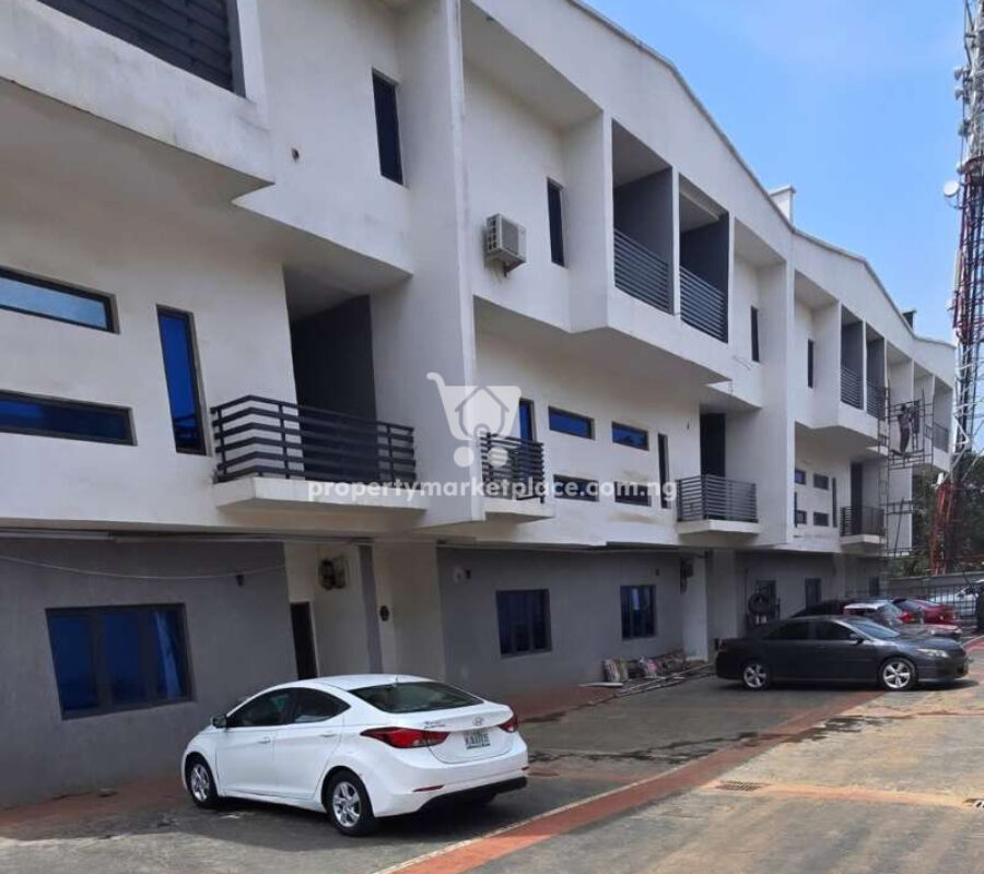 Spacious 4 bedroom terrace duplex with a room boys quarters