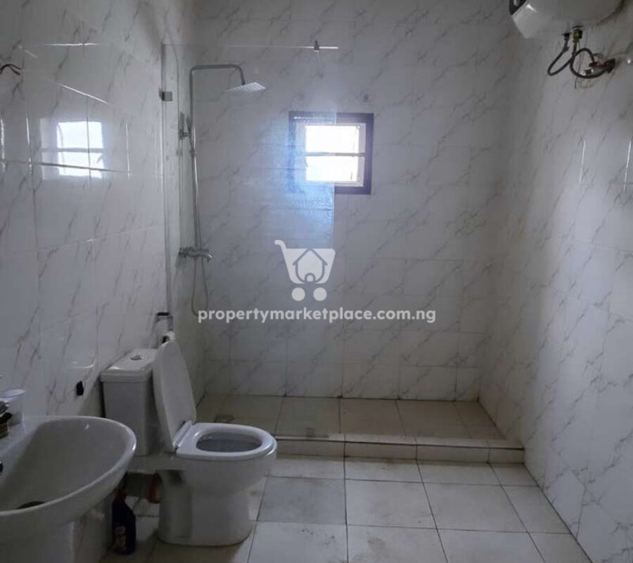 Spacious 4 bedroom terrace duplex with a room boys quarters
