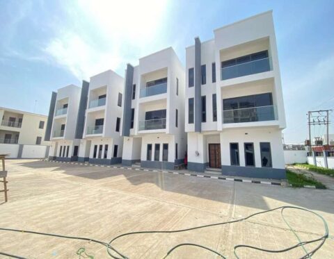 Tastefully finished 4 bedroom terrace duplex with a room Bq
