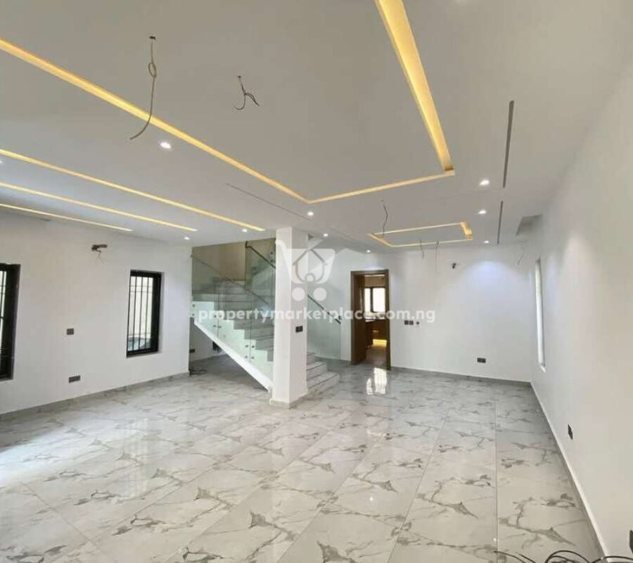 Tastefully finished 4 bedroom terrace duplex with a room Bq