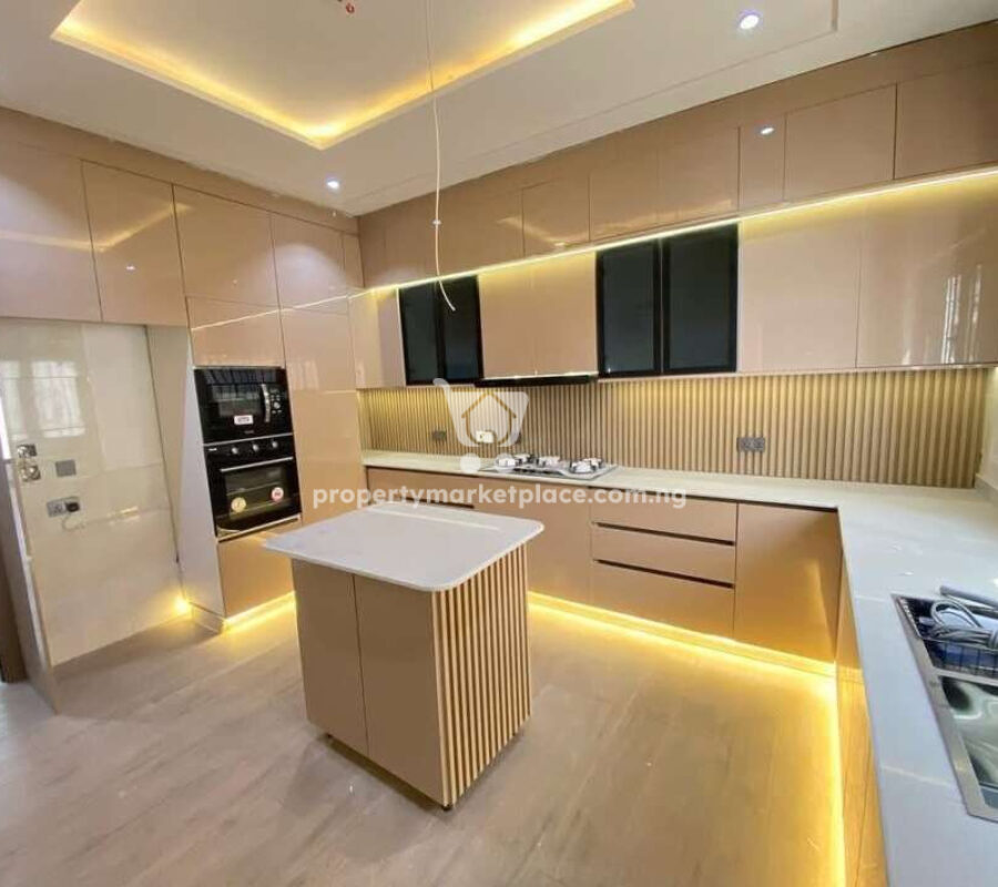 Tastefully finished 4 bedroom terrace duplex with a room Bq