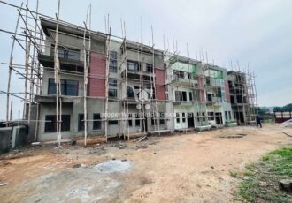 Spacious 4 bedroom terrace duplex with a room boys quarters