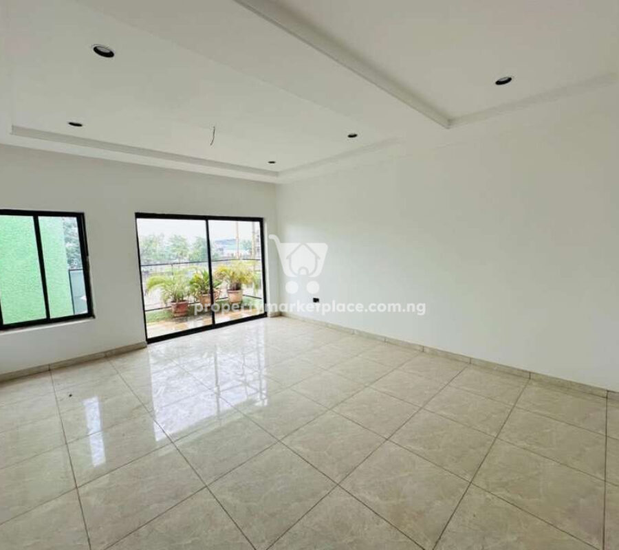 Spacious 4 bedroom terrace duplex with a room boys quarters