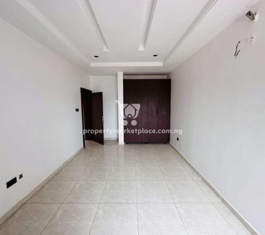 Spacious 4 bedroom terrace duplex with a room boys quarters